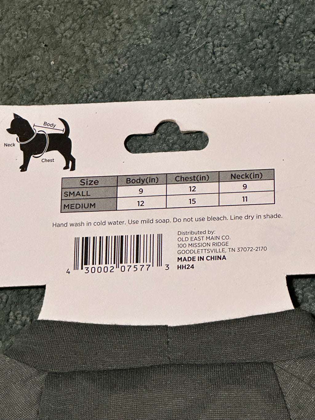 Size S/M Halloween dog shirt