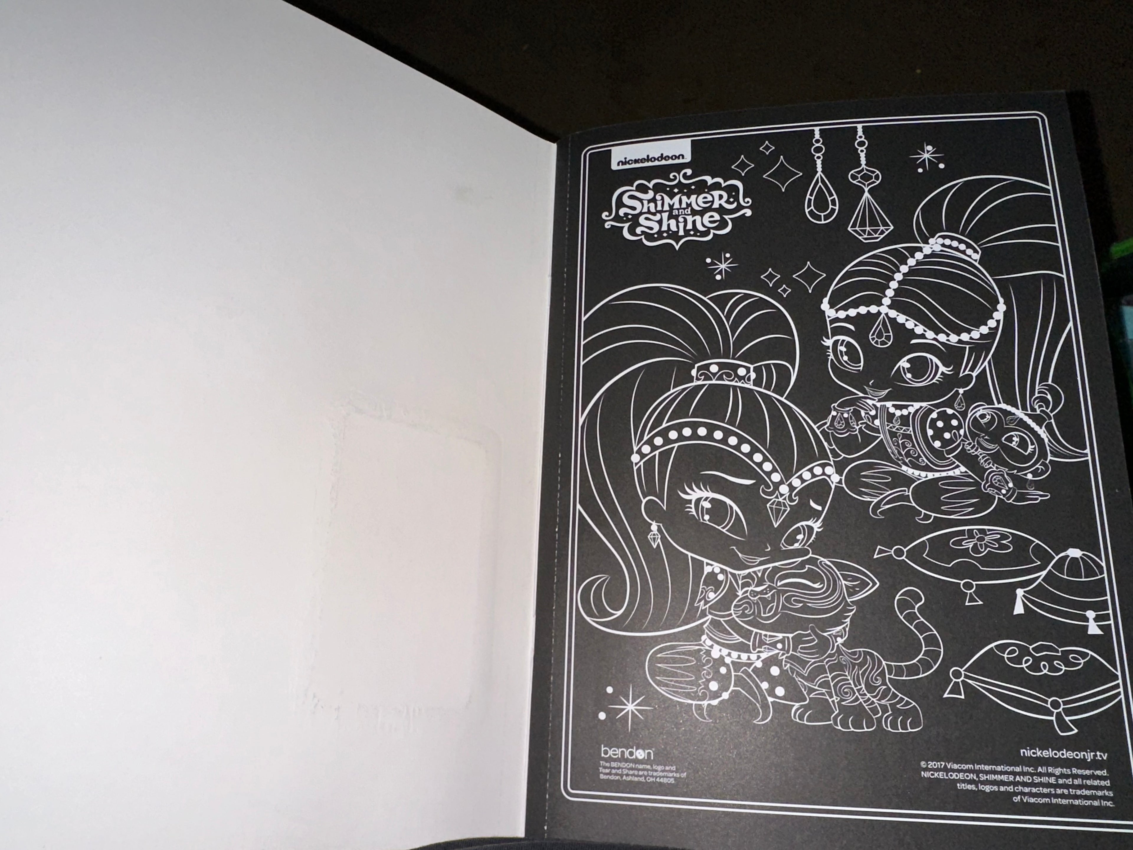 Shimmer & Shine coloring book with 4 free crayons